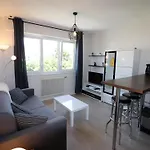: 2 Pieces Renove Pres Du Avec Parking - Fr-1-432-76 Apartman Annecy